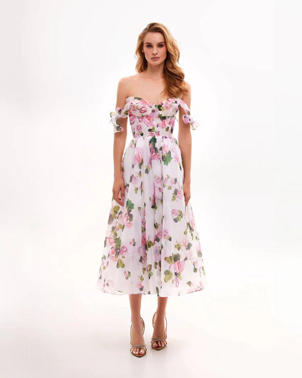 Fashionable Long Elegant Evening Dress