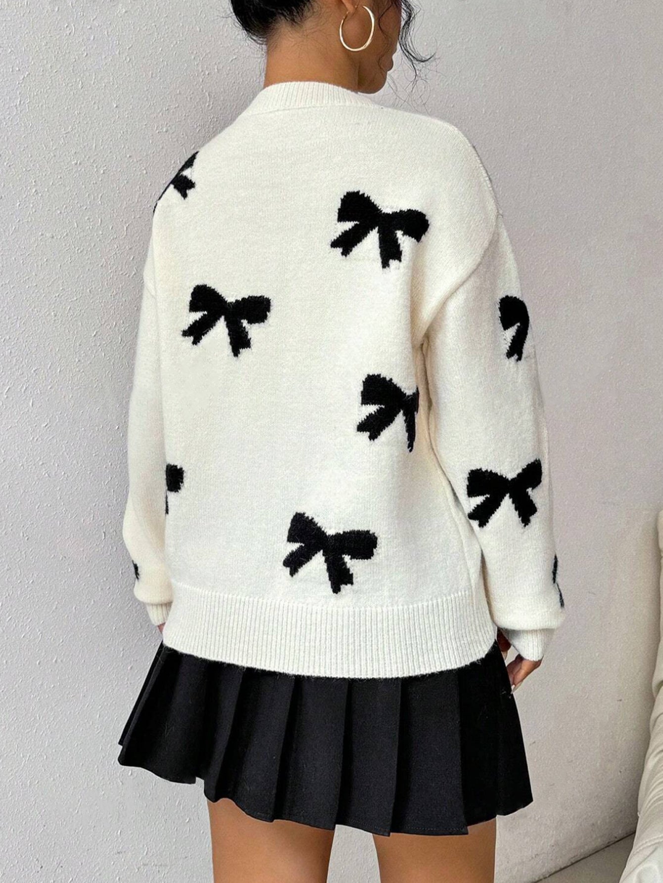 Autumn and Winter New Bow Long-Sleeved Sweater