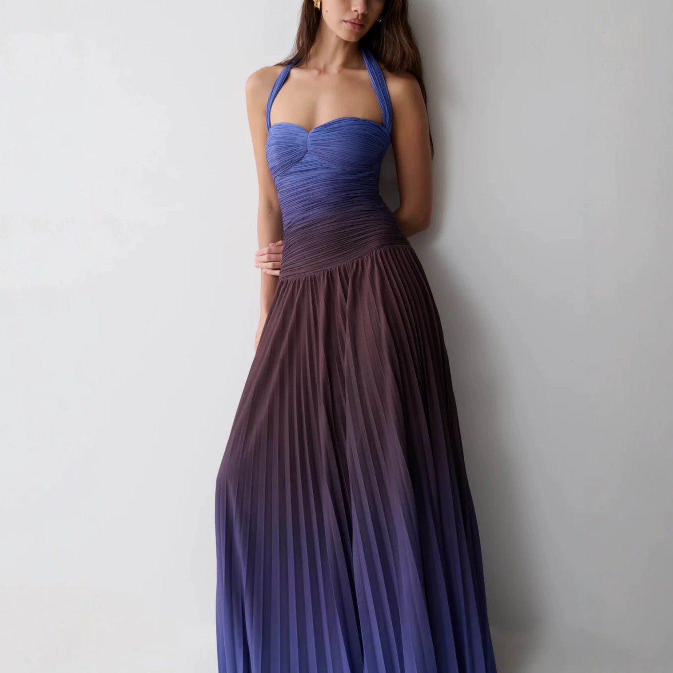 Vintage Elegant Ombre Pleated Halter Maxi Dress