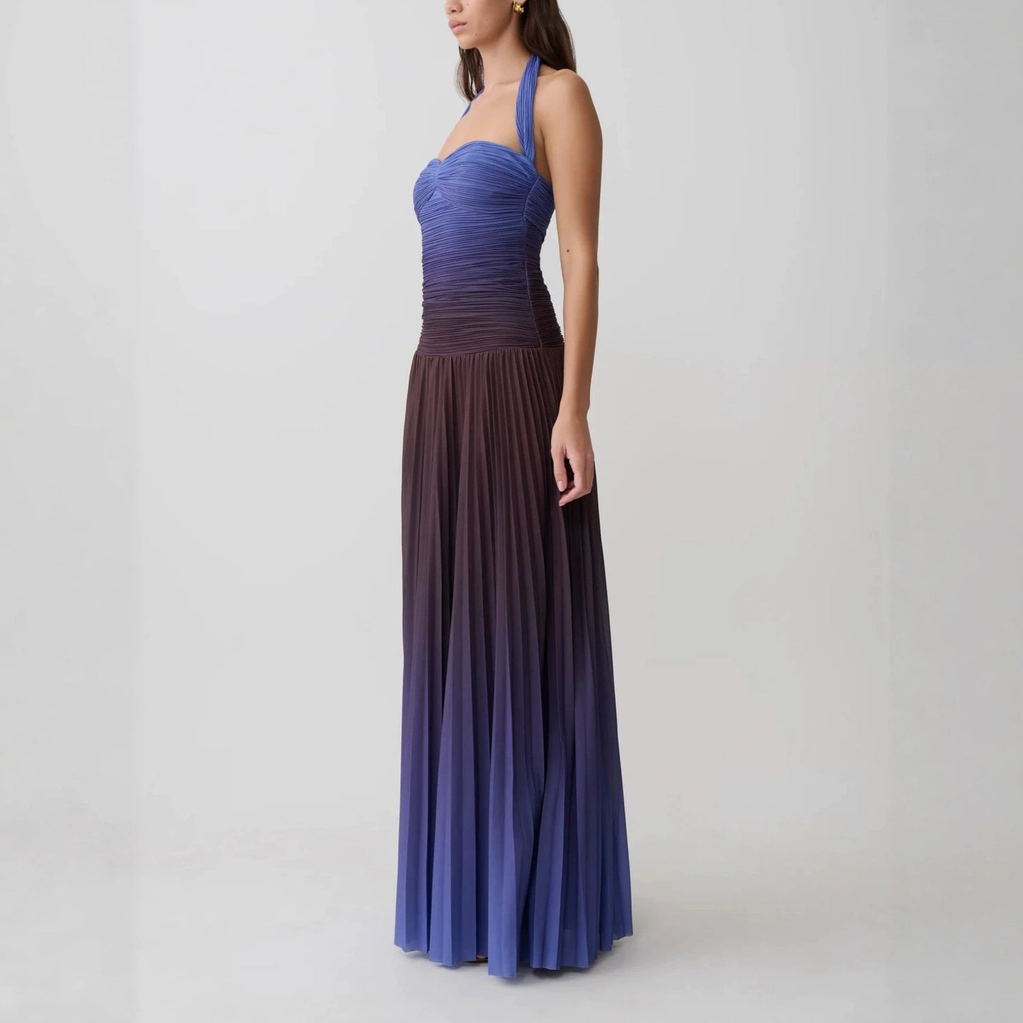 Vintage Elegant Ombre Pleated Halter Maxi Dress