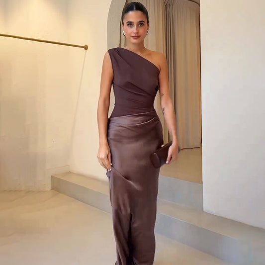 Solid Color Asymmetric Sleeveless Backless Bodycon Dress